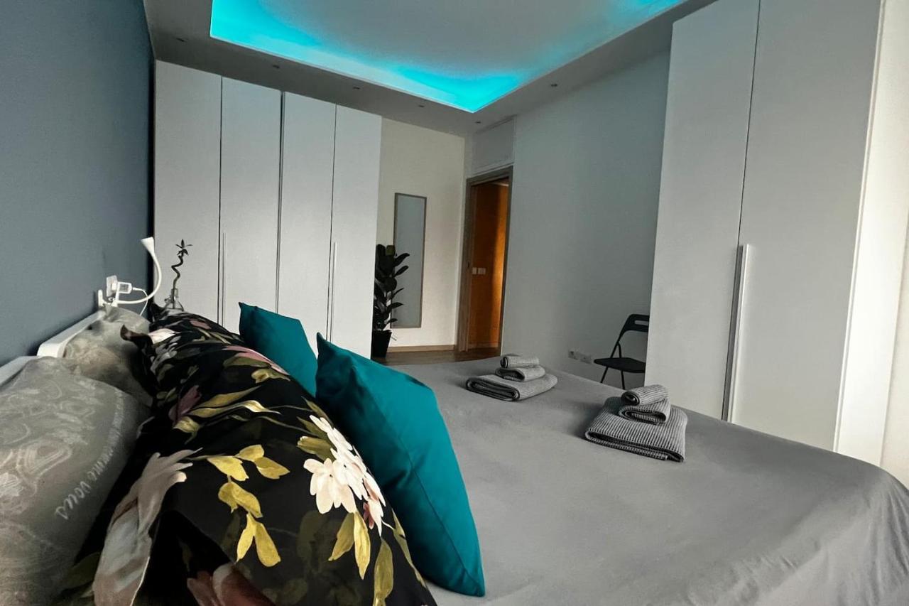 Ferienwohnung Prestigioso Trilocale Sui Navigli Con A/C & Wi-Fi Mailand Exterior foto