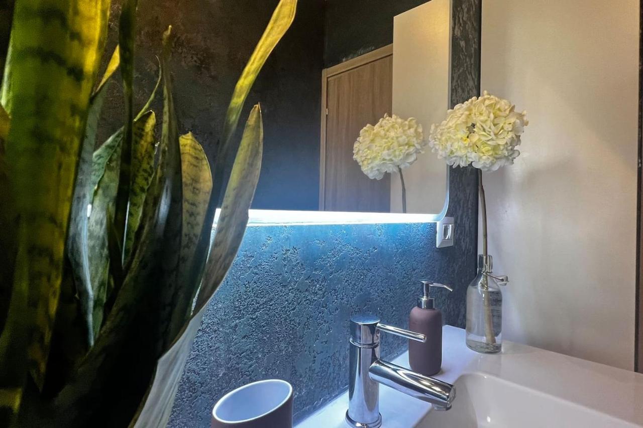Ferienwohnung Prestigioso Trilocale Sui Navigli Con A/C & Wi-Fi Mailand Exterior foto